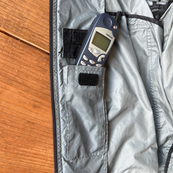 Gap Rain Jacket 90s- 2000s Cell Phone Pocket - Picture 3 of 10